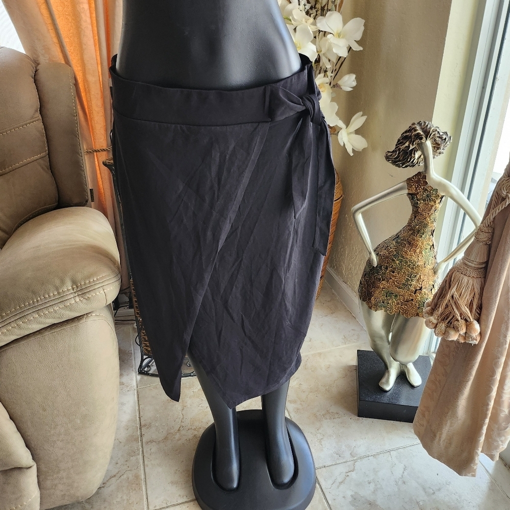 Asos curve skirt size 16 NEW